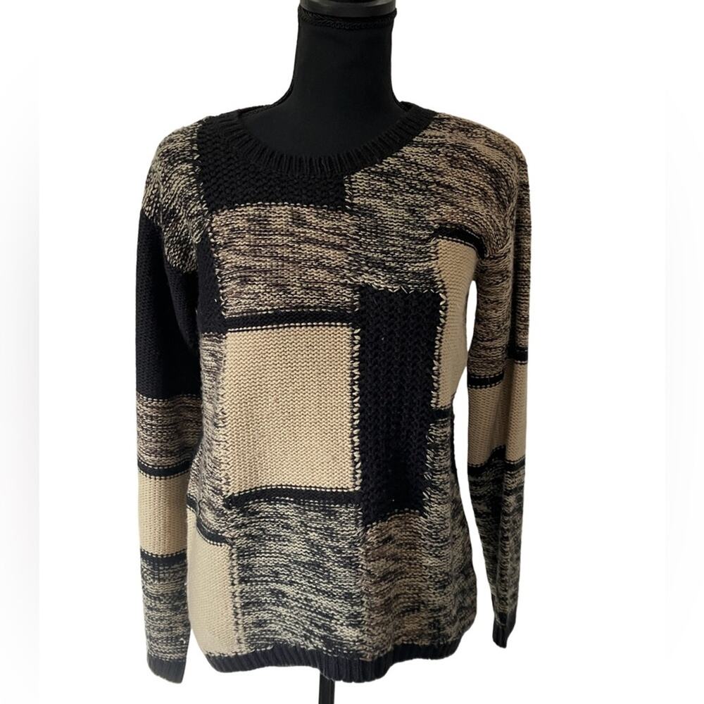 Kim Rogers (S) Black and Tan Crew Neck Sweater